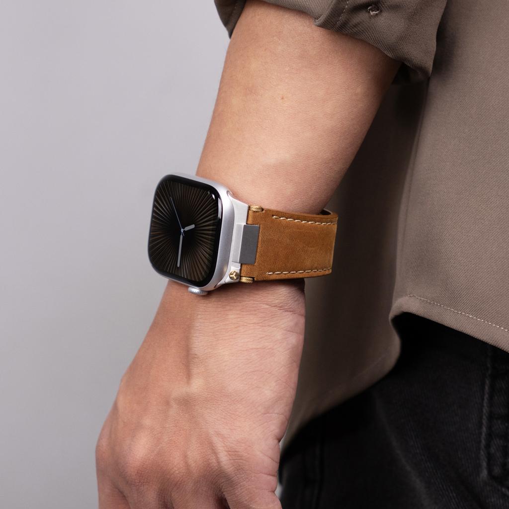 Deployment Buckle Leather Band