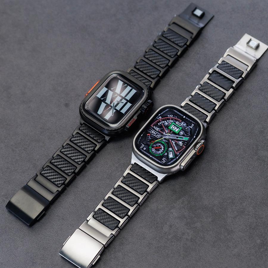 Titanium & Carbon Fiber Magnetic Link Band